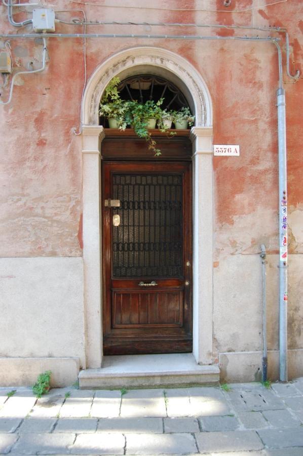B&B Ca'Isidoro Venedig Exterior foto